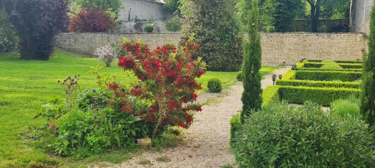 L'Orangerie Du Grand Jardin Villa Condé-sur-Seulles Buitenkant foto