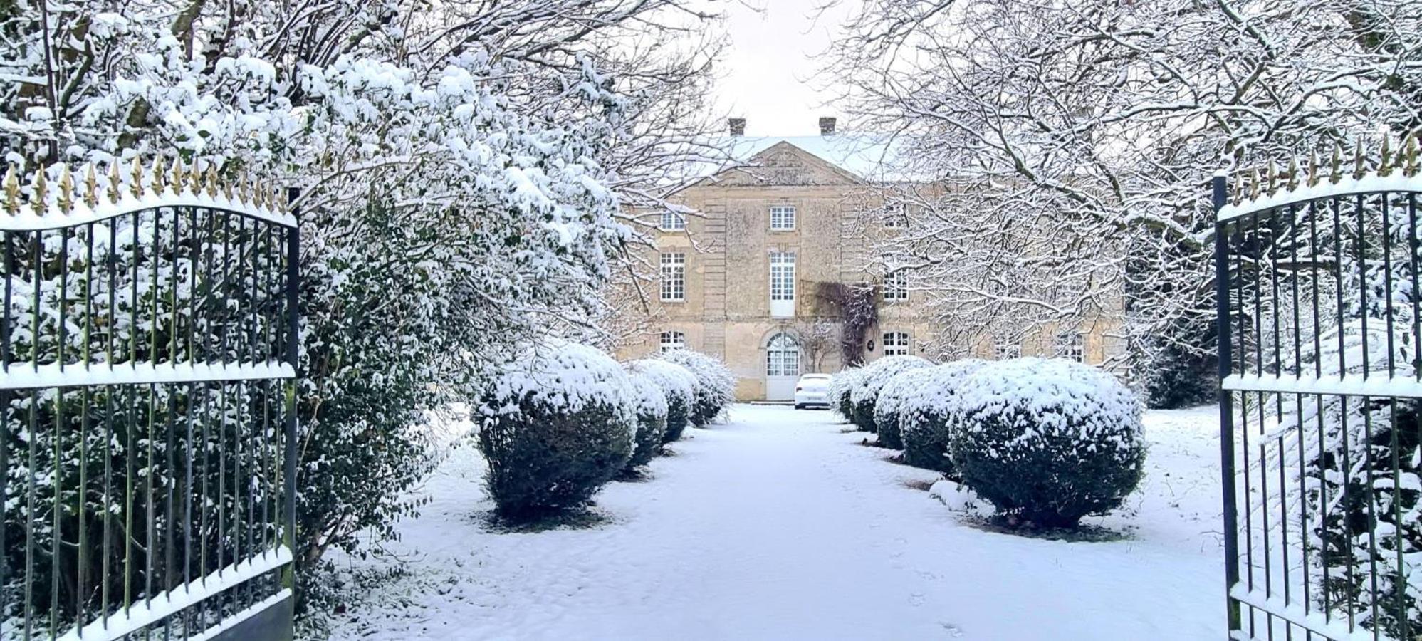 L'Orangerie Du Grand Jardin Villa Condé-sur-Seulles Buitenkant foto