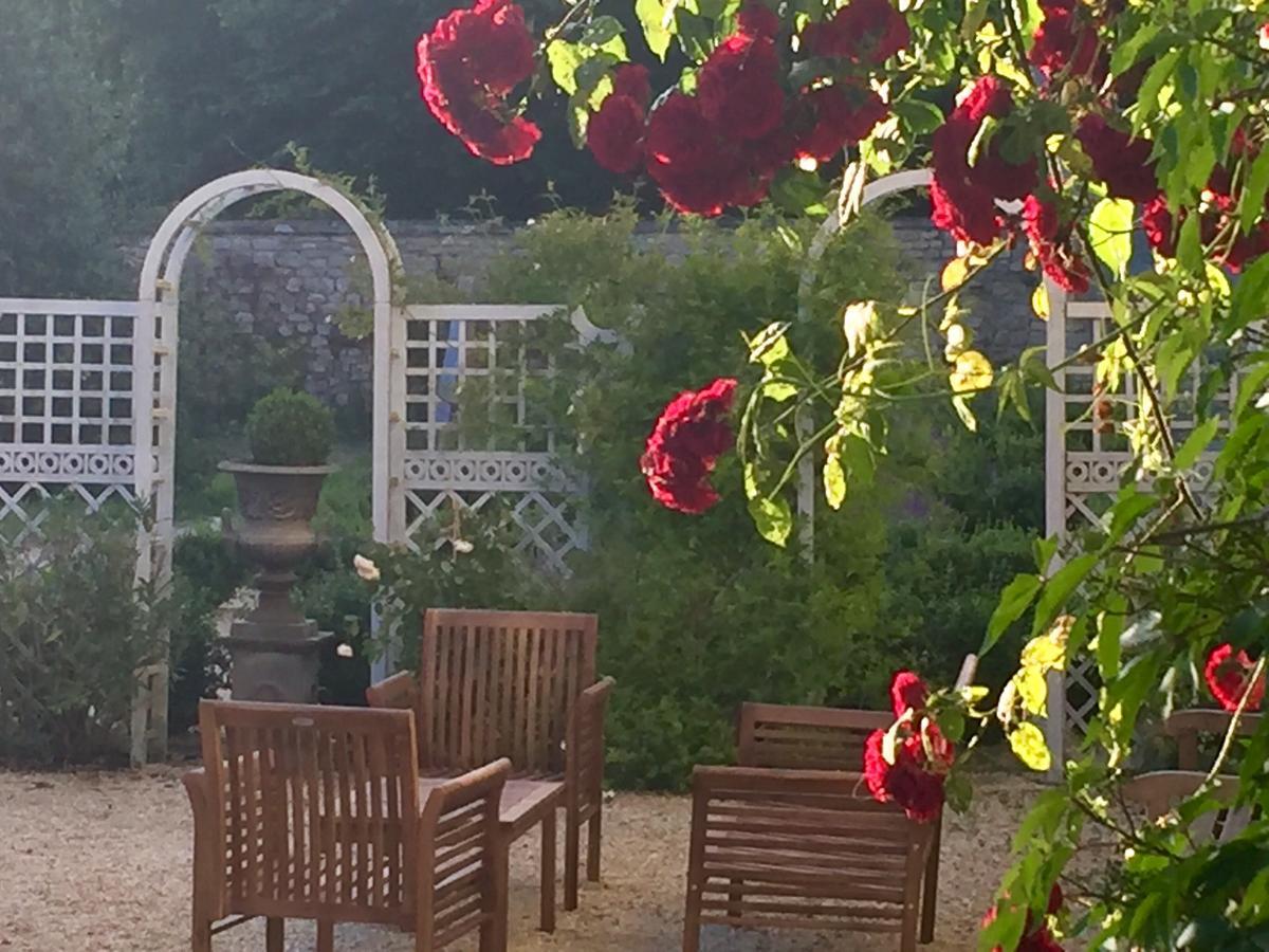 L'Orangerie Du Grand Jardin Villa Condé-sur-Seulles Buitenkant foto